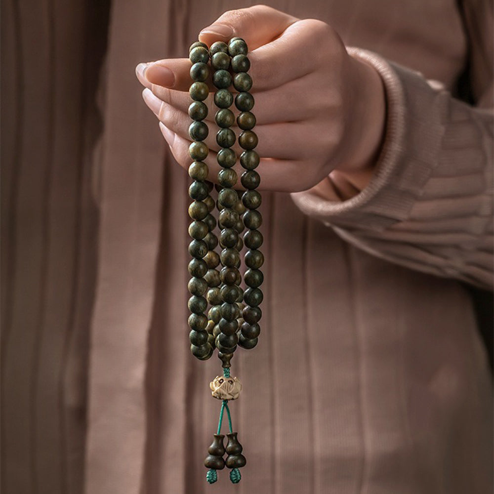 Handmade Green Sandalwood Mala Beads
