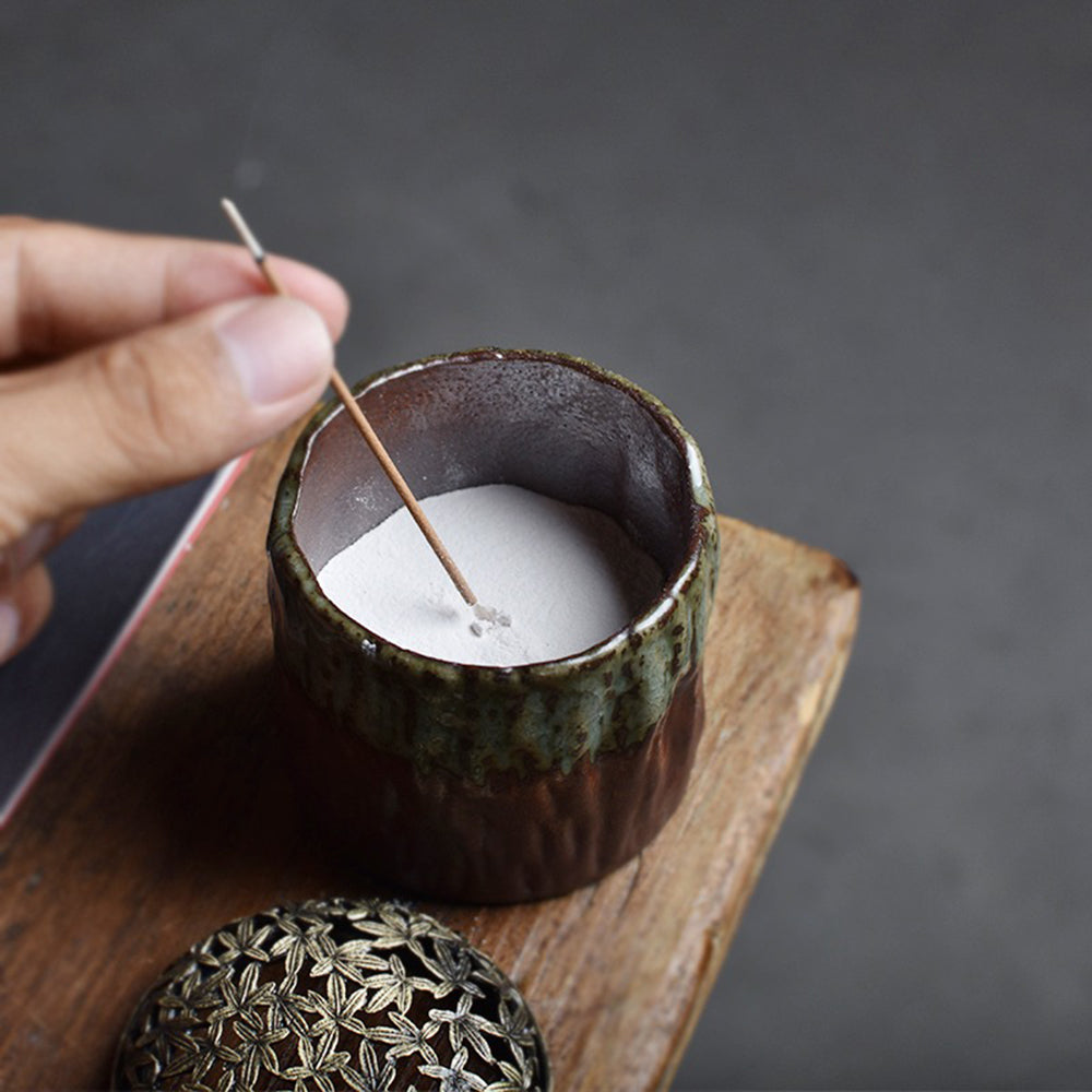 Japanese-Style Coarse Pottery Hollow Incense Burner