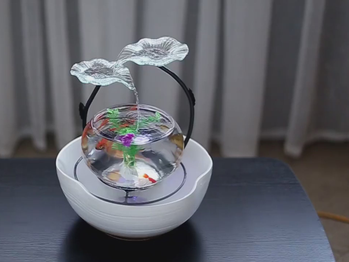 Lotus Leaf Water Fountain With Glass Fish Tank