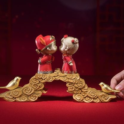 Brass Kissing Couple