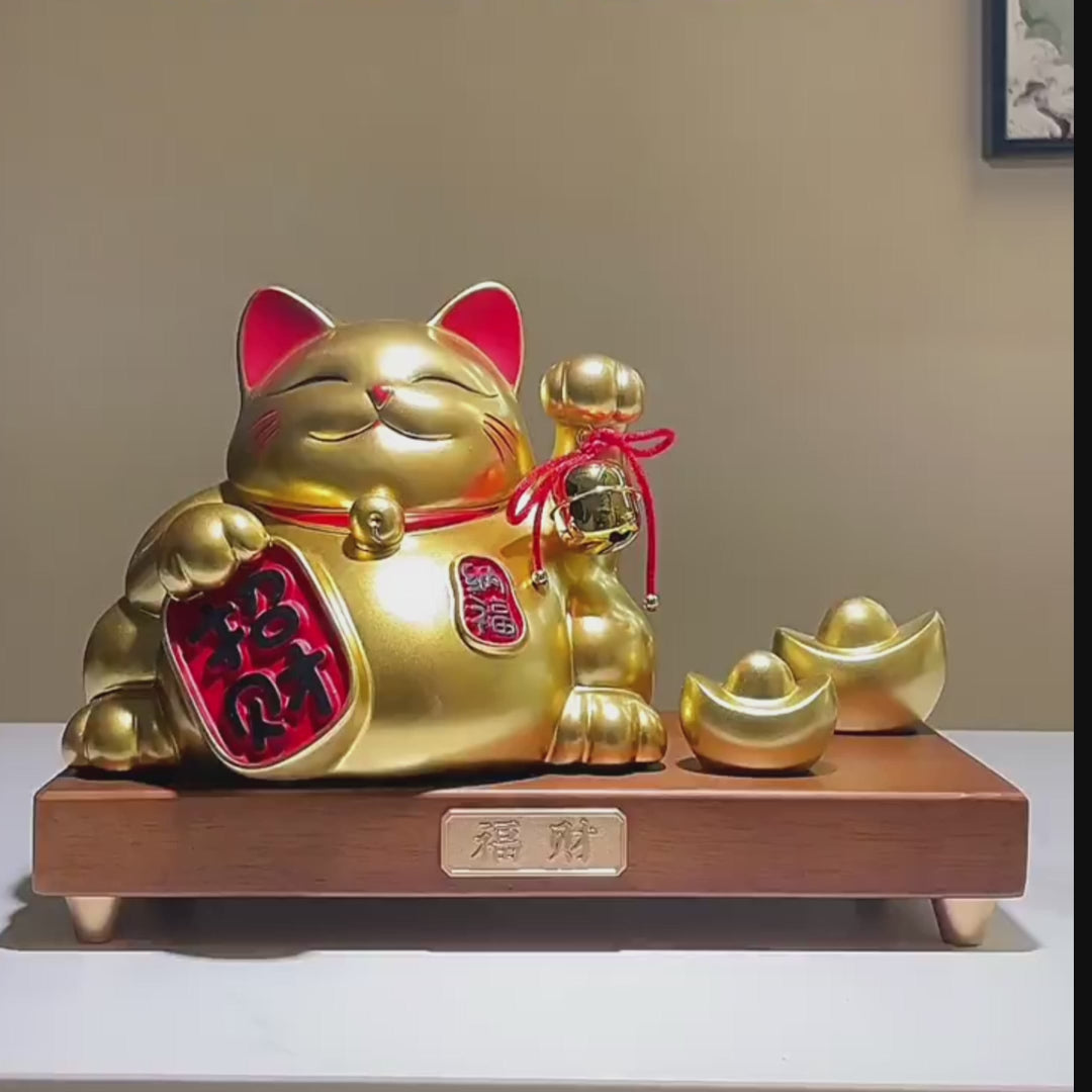 Lucky Cat With Gold Ingots